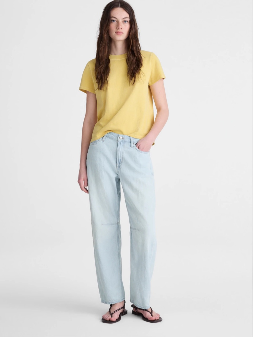 NWT Madewell The Darted Barrel-Leg Jean in Airy Denim